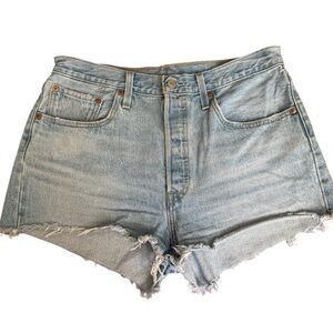 Levi's Women's Size 31 Denim Shorts Light Wash Cutoffs Jean Button Fly High Rise